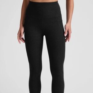 High Waisted Midi Performance Legging